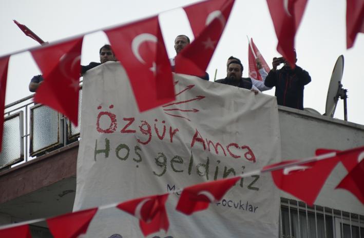 Özgür Özel: Cumhurbaşkanı adayıma güveniyorum