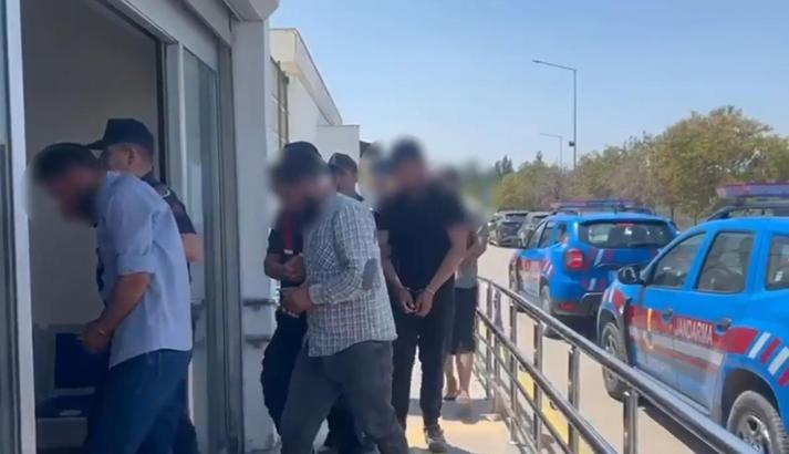 Yangın söndürme uçağının kırıma uğradığı orman yangını ile ilgili 5 tutuklama