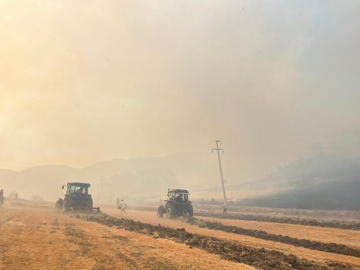 Boluda tarım arazisinde çıkıp ormana sıçrayan yangın kontrol altına alındı