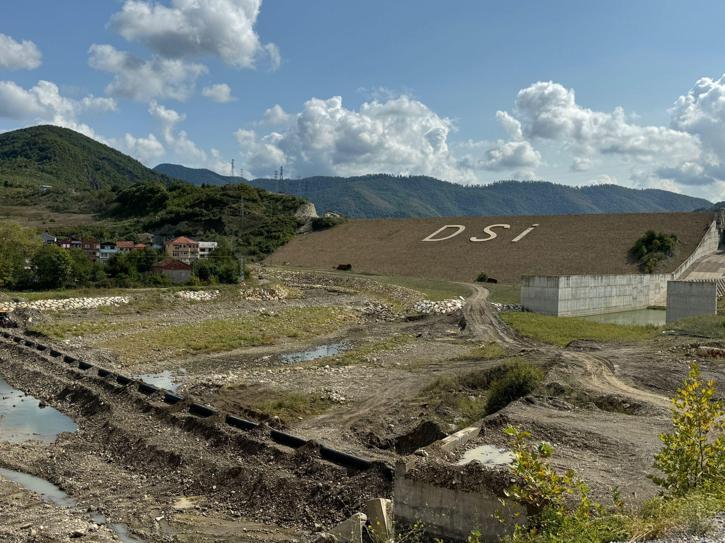 Bartını sel taşkınından koruyacak Kozcağız Barajı, su tutmaya başladı