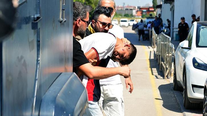 Husumetlisine tabancayla ateş açıp, kaldırımdaki yayayı öldüren şüpheli tutuklandı