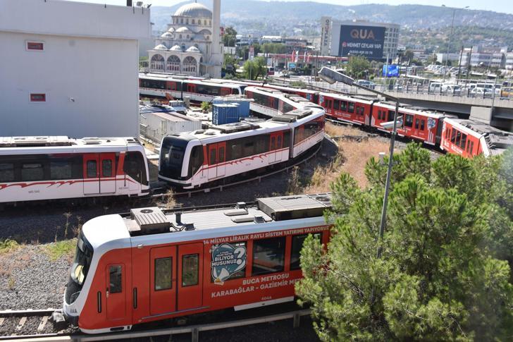 İzmirde grev nedeniyle metro ve tramvay seferleri yapılamadı