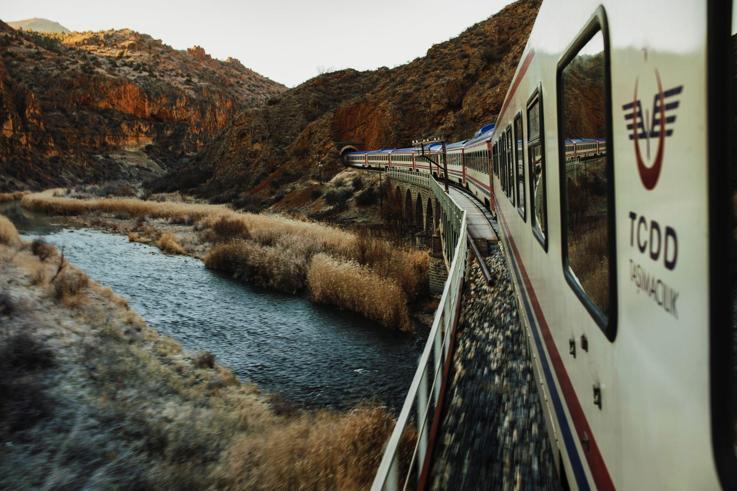 Bakan Uraloğlu: Turistik Doğu Ekspresi seferleri 11 Aralıkta başlıyor