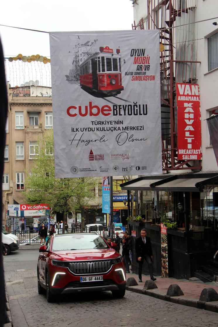 Beyoğlunda ilk şehir içi kuluçka merkezi “Cube Beyoğlu açıldı