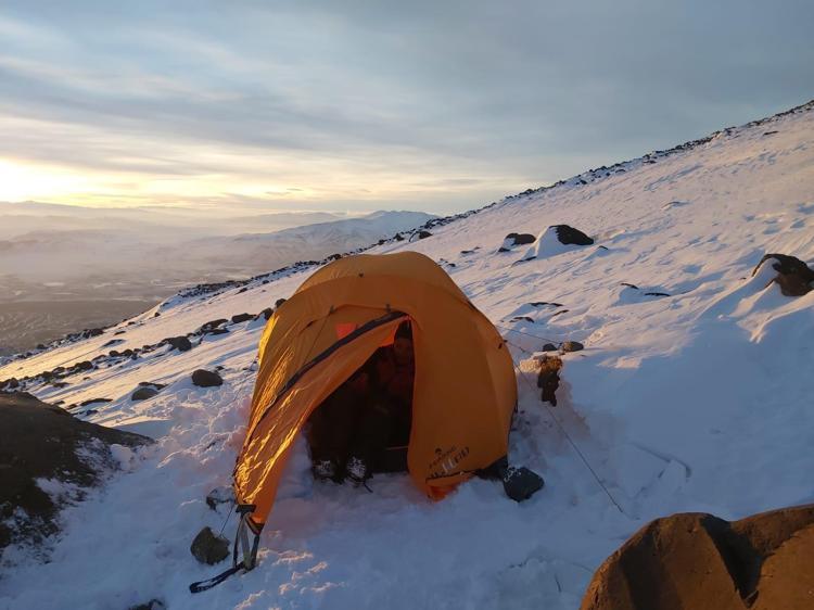 SOĞUKLA HEM FİZİKSEL HEM DE PSİKOLOJİK MÜCADELE