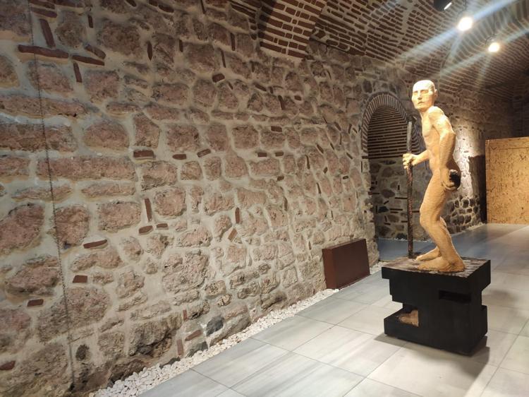 ORADAKİ BİRÇOK ŞEYDEN ESİNLENDİM