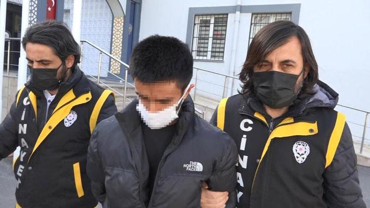 ANNEYE 7, KARDEŞE 10 BIÇAK DARBESİ