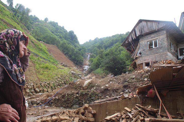 665 RİSKLİ YAPIDAN 17’Sİ YIKILDI