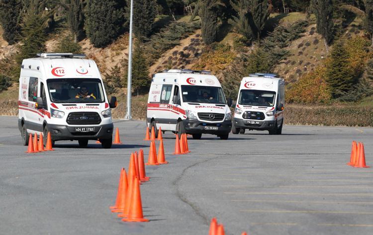 YABANCI MESLEKTAŞLARIMIZ GELİP EĞİTİMLERİMİZİ GÖRMEK İSTEDİ