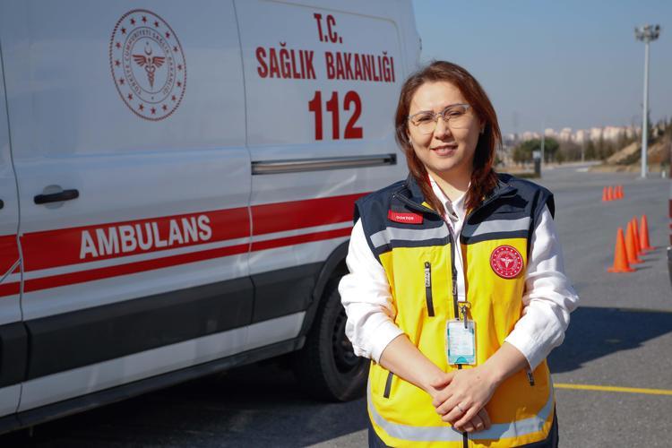 HER AMBULANS EN GEÇ 8 DAKİKADA VAKAYA ULAŞMAK ZORUNDA