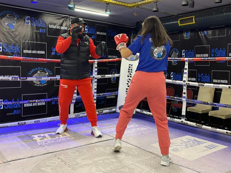 EN ÇOK ZORLAYAN DÖNEMDEYİM