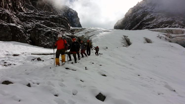 ‘MEVSİM GEÇİŞLERİNDE, ÇIĞ RİSKİNE ÇOK DİKKAT EDİLMESİ GEREKİYOR