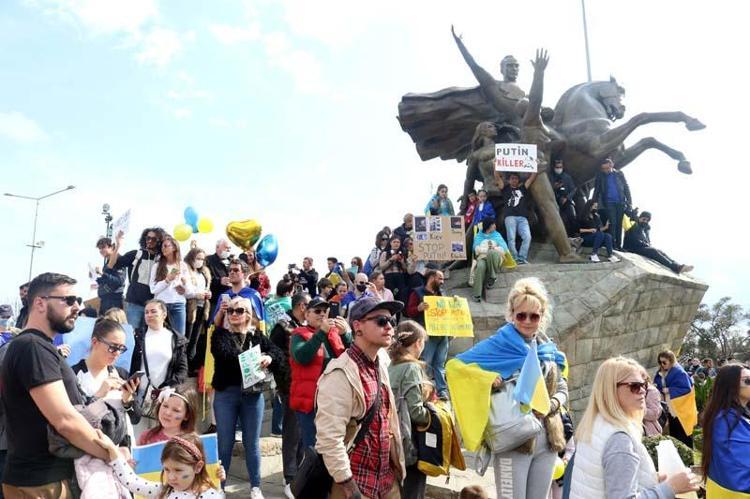 ÇOCUKLARIMIZ BARIŞ İÇİNDE YAŞAMALI
