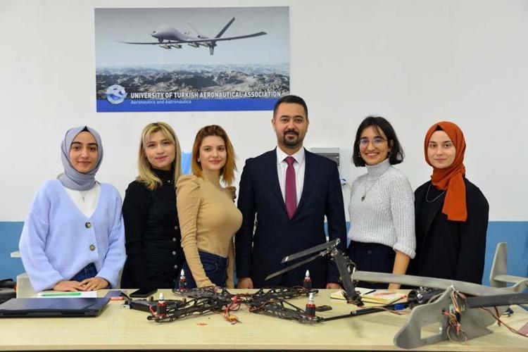 İNSANSIZ HAVA ARACI SEKTÖRÜNE KATKIDA BULUNMAK İSTİYORUZ