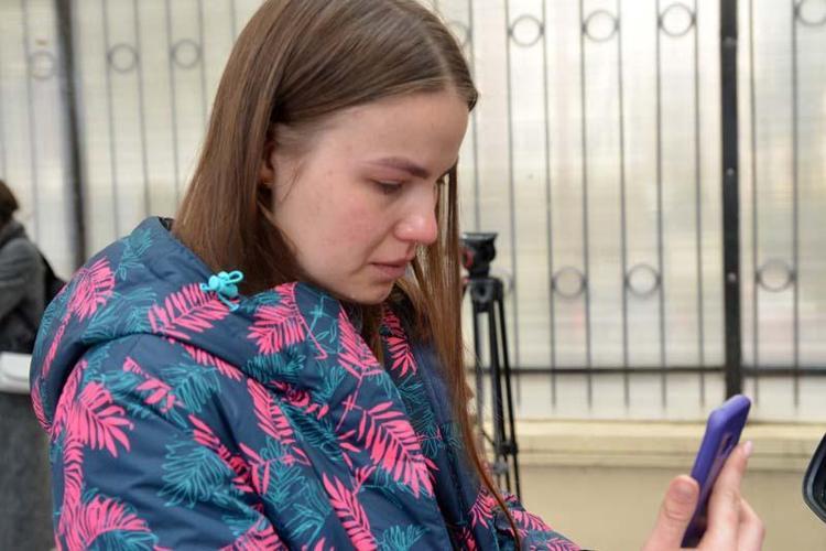 GÖZYAŞLARINA BOĞULDU