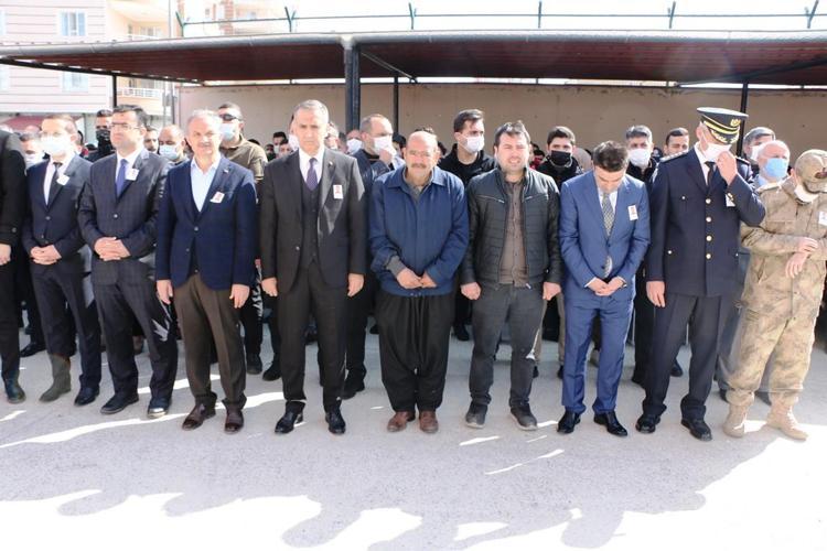 ŞEHİT POLİS, SON YOLCULUĞA UĞURLANDI