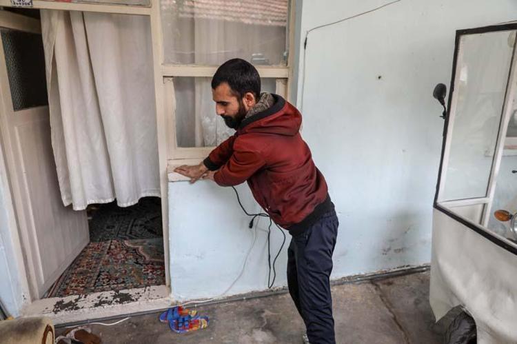 POLİSLERDEN ŞİKAYETÇİ OLDU