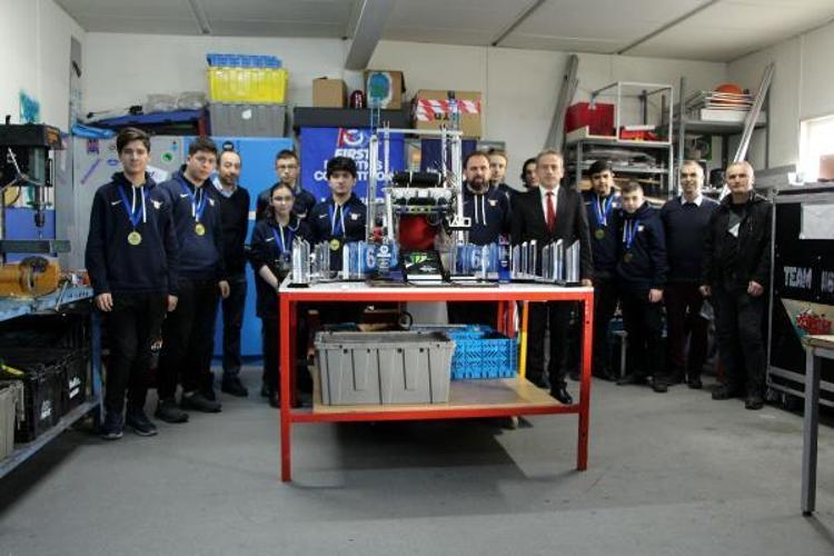 MEZUNLARIMIZ DA DASTEK VERİYOR