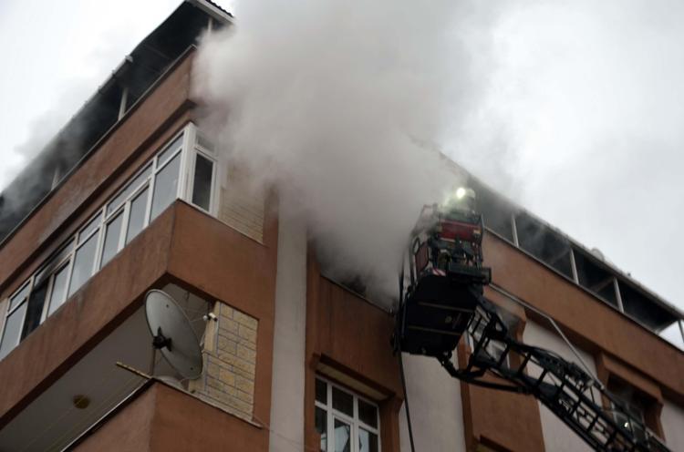 İKİ KEZ DENEDİ ÜÇÜNCÜ DE YANGIN ÇIKARDI