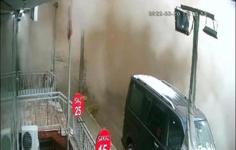 ÇÖKME ANI KAMERADA