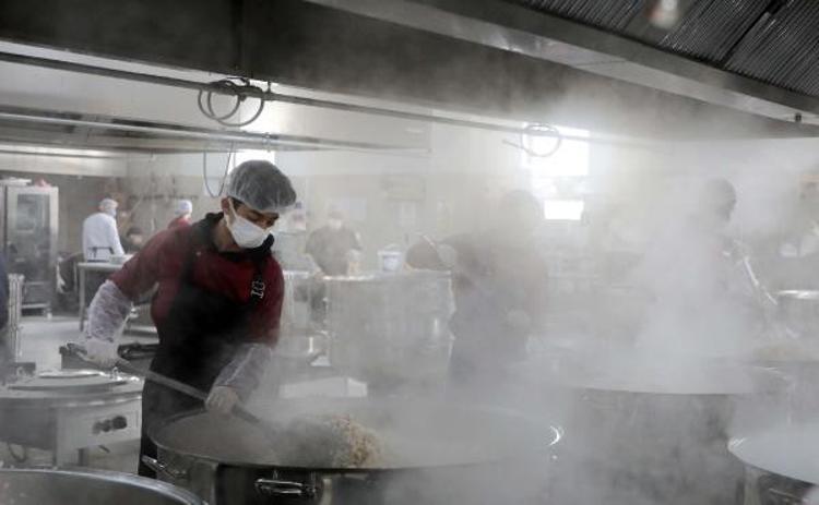 ERKEN SAATLERDE YEMEK SEVKİYATIMIZ BAŞLIYOR