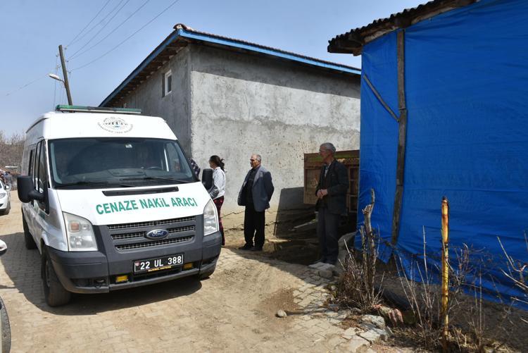 HIRSIZLIK VE UYUŞTURUCUDAN SABIKASI VARMIŞ