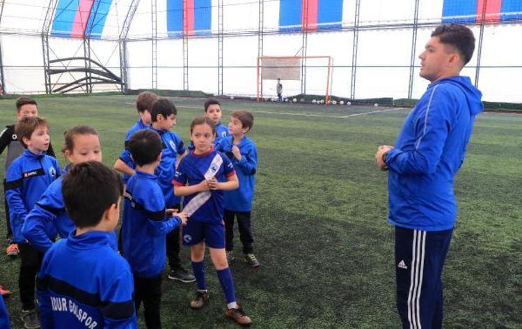 BAŞKA KIZ SPORCUMUZ YOK