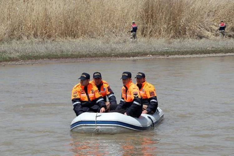 GÖLDE BOTLARLA DENETİM