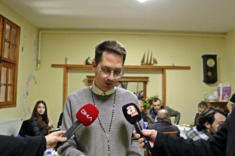 ALLAH, HER İNSANI VE EVRENİ KUCAKLAR