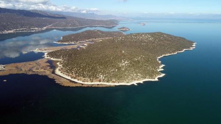 BEYŞEHİR GÖLÜ 700 MİLYON METREKÜP YAĞIŞ ALDI