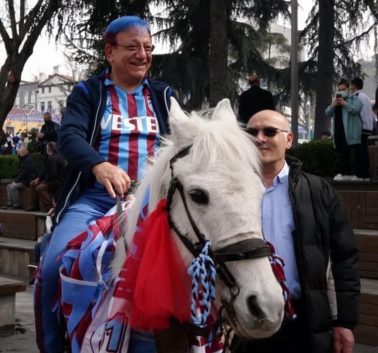 ‘TRABZON’A BİLET BULMADILAR’