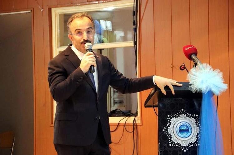 BİZE DÜŞEN HATIRALARINI YAŞATMAK