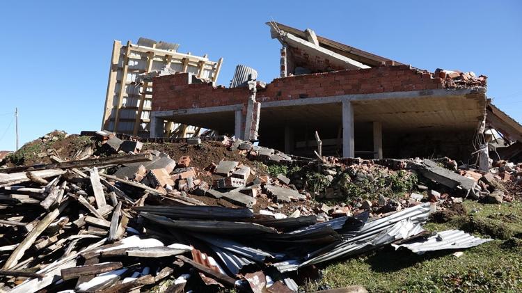 HIDIRNEBİ YAYLASINDA 20 KAÇAK YAPI