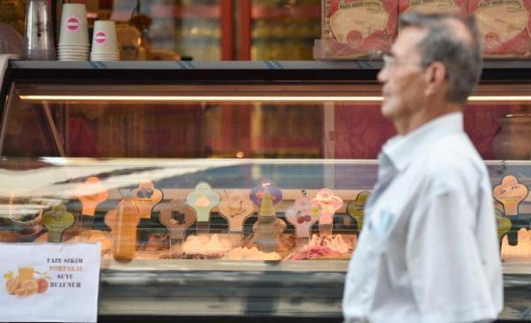 AMBALAJLI ÜRÜNLERDE RASTLANIRSA FİRMAYA BİLGİ VERİLMELİ