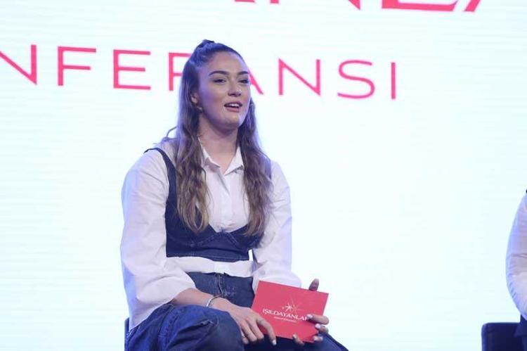 VOLEYBOLCU GÜNEŞ: BEDEN EĞİTİMİ DERSİNDE KİTAP OKURDUM, ASTRONOT OLMAYI İSTERDİM