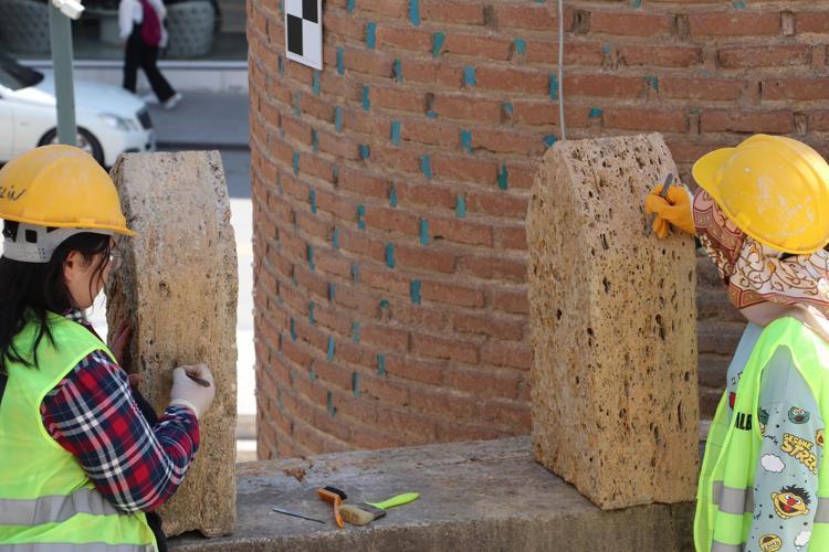 KÜÇÜK KALEM İŞİ BULDUK