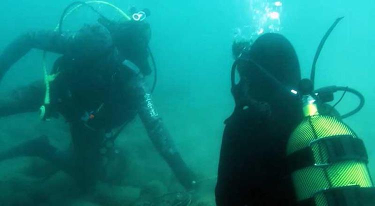 ARTVİNDE YOL KENARI ÇÖP DEPOSU OLDU