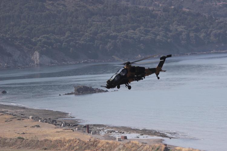 YUNANİSTANIN BASKICI TUTUMUNA GÖZ YUMULMASI ÇİFTE STANDARTTIR