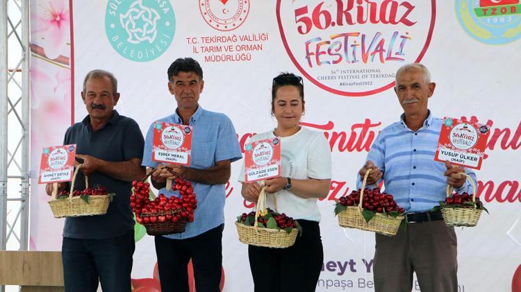 DERECEYE GİRENLERE ALTIN HEDİYE EDİLDİ