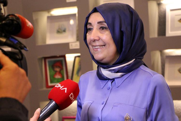 ÇOCUKLARIMIZIN GERÇEK BİR SANATÇI SERGİSİNİN OLMASINI İSTEDİK