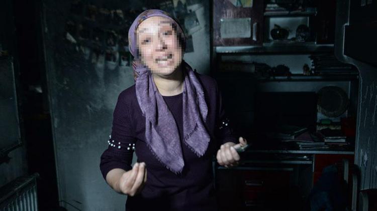 BOĞAZIMA BIÇAK DAYADI