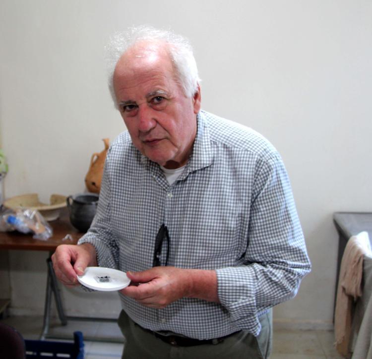 3 BİN YILLIK TOHUM BULUNDU