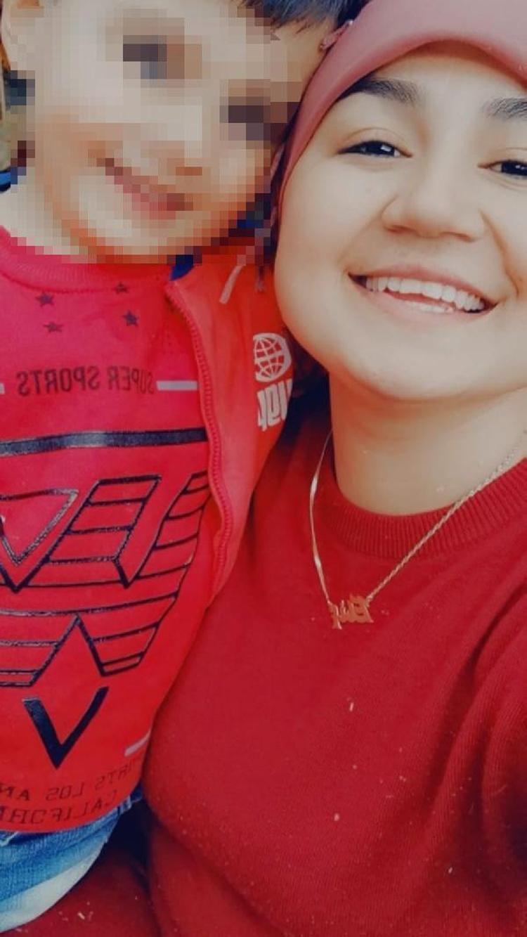 KIZI DA ÖLDÜRÜLMÜŞ, KATİL ZANLISINA TEPKİ GÖSTERMİŞTİ