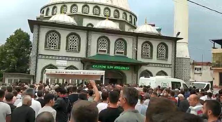 CENAZELER TOPRAĞA VERİLDİ