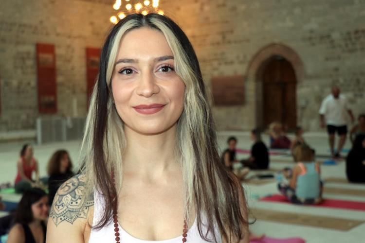 ‘HARİKA BİR AKUSTİĞİ VAR’