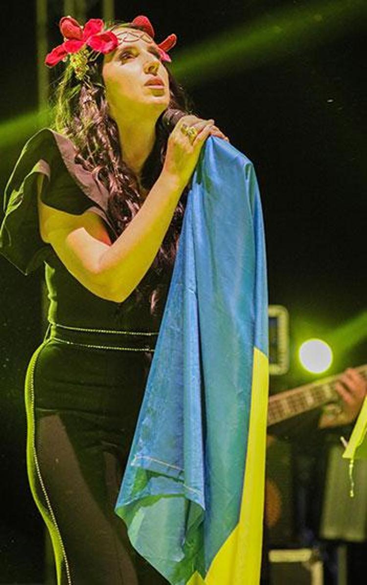 HİBE SİHALAR İÇİN TEŞEKKÜR ETTİ