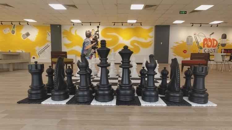 BAKAN ÖZER: CİDDİ RAĞBET OLACAK