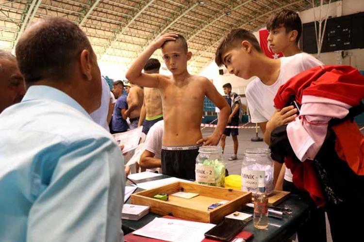 REKOR GÜREŞÇİ KATILIMI BEKLİYORUZ