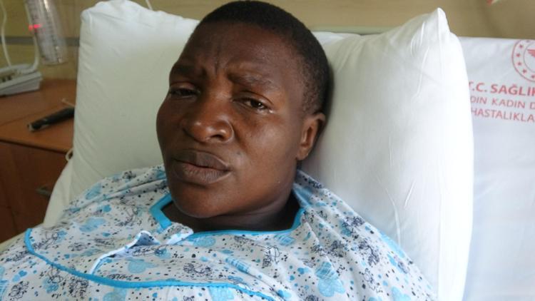 DOĞUM YAPARKEN KARDEŞİM YARDIM ETTİ