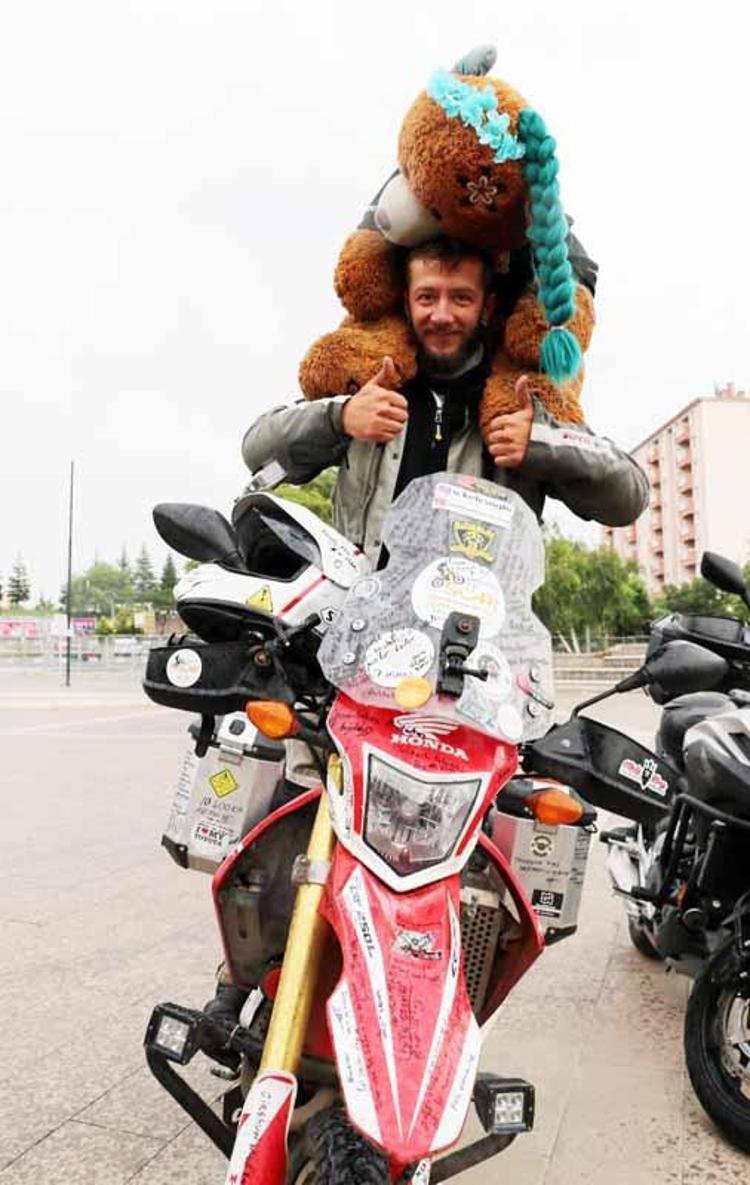 YAŞADIKLARI ZORLUKLARI GÖRDÜM